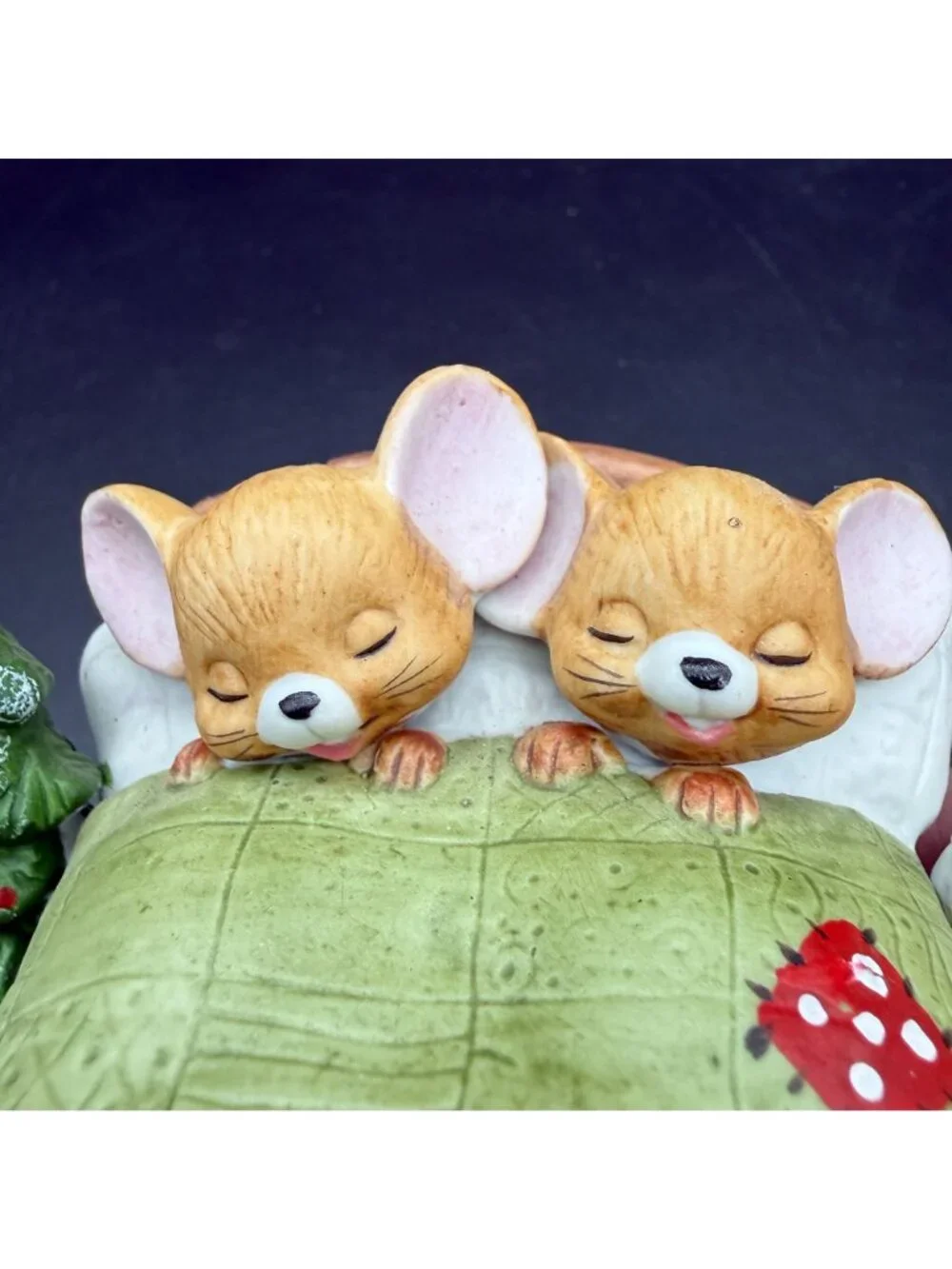 Vtg 70s Enesco Twas the Night Before Christmas Mice Porcelain Figurine Taiwan